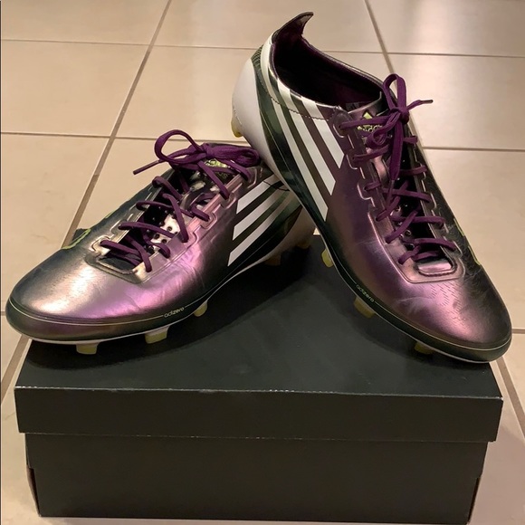 {keywor d} adidas f50 violett